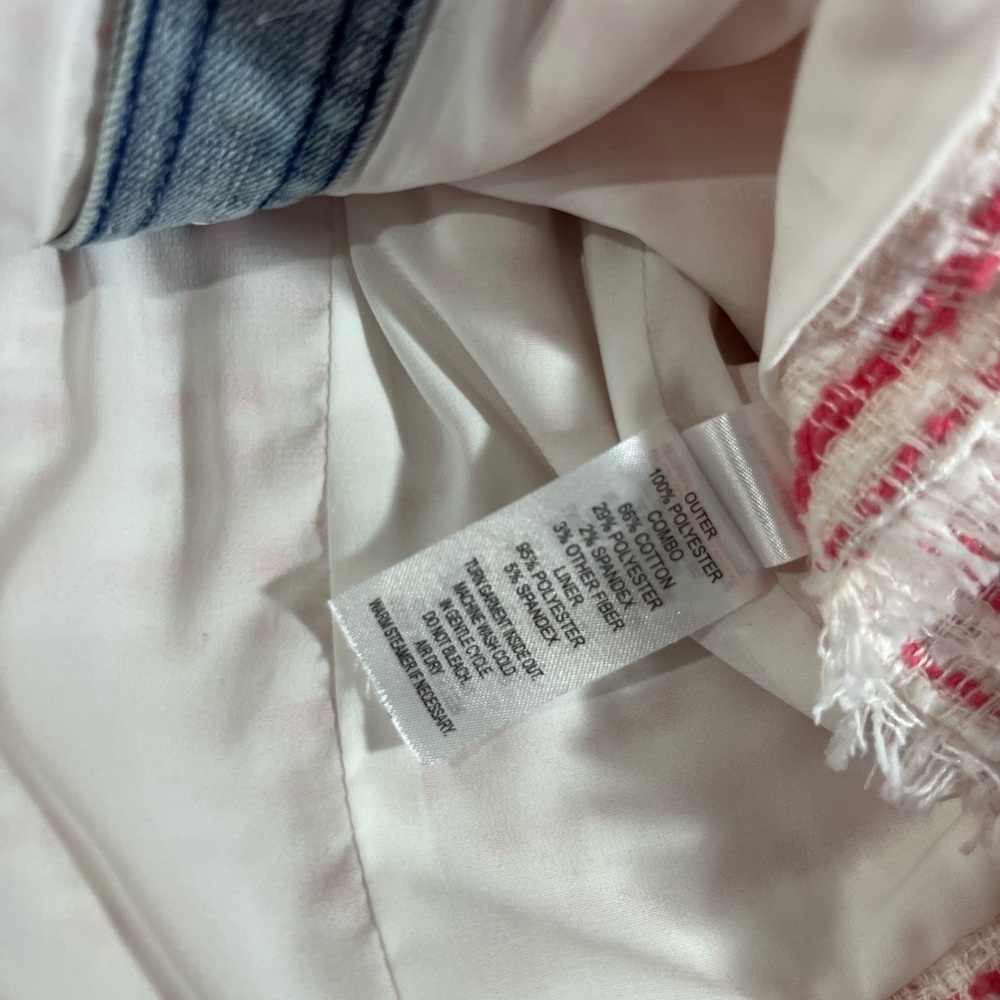 Ecru Denim Trim Tweed Jacket Size Medium Pink White Snap Front - Picture 6 of 10